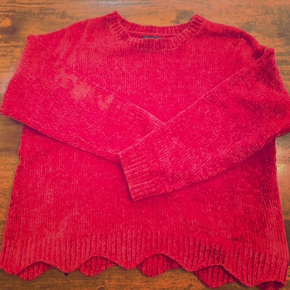 Sweater - Picture 1 of 1